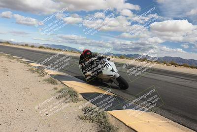 media/Nov-16-2025-Race Pace (Sun) [[8c5fa54630]]/Verified Riders/6-Turn 10 Inside (1145am)/